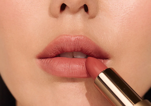 Lipstick-Beauty Bar Therapy